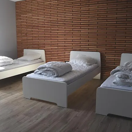 De L'ancienne Ecole, 24 Personnes 度假居 Les Châtelliers-Châteaumur