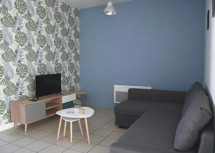 Feriehus De L'ancienne Ecole, 24 Personnes Les Châtelliers-Châteaumur