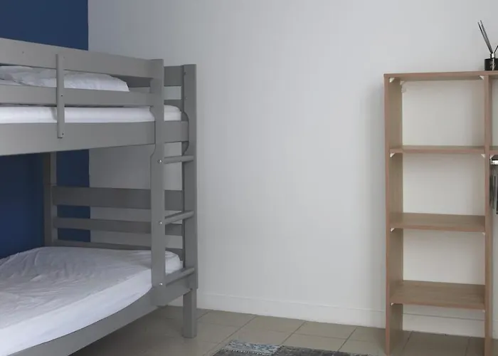 De L'ancienne Ecole, 24 Personnes Feriehus *