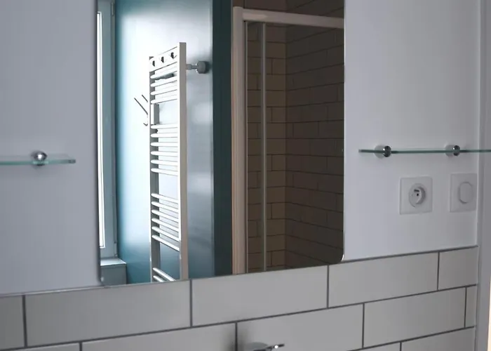 De L'ancienne Ecole, 24 Personnes * Les Châtelliers-Châteaumur