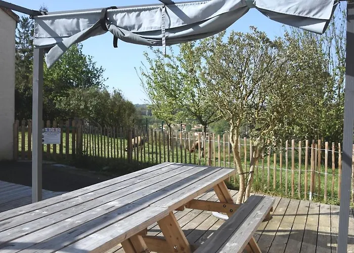 De L'ancienne Ecole, 24 Personnes Feriehus